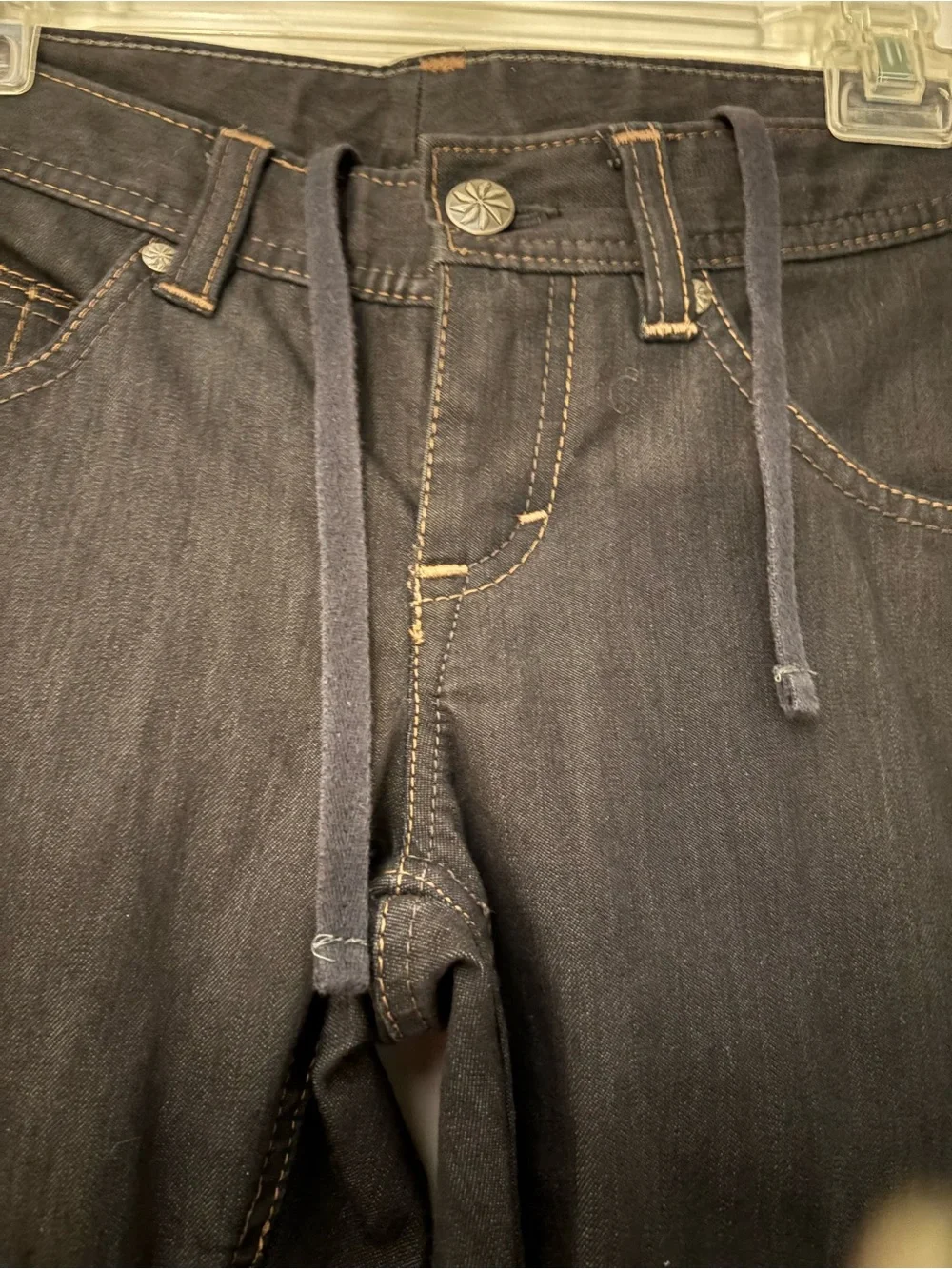 Athleta Women’s Slim Straight Jeans with button and drawstring!
